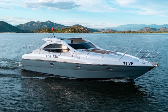 8h Yacht Tour on Lake Skadar from Vranjina