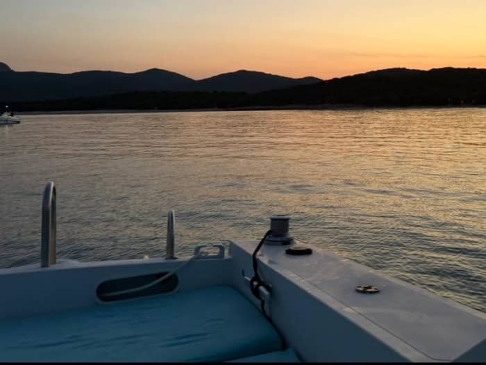 Il tramonto più bello, vissuto dal mare