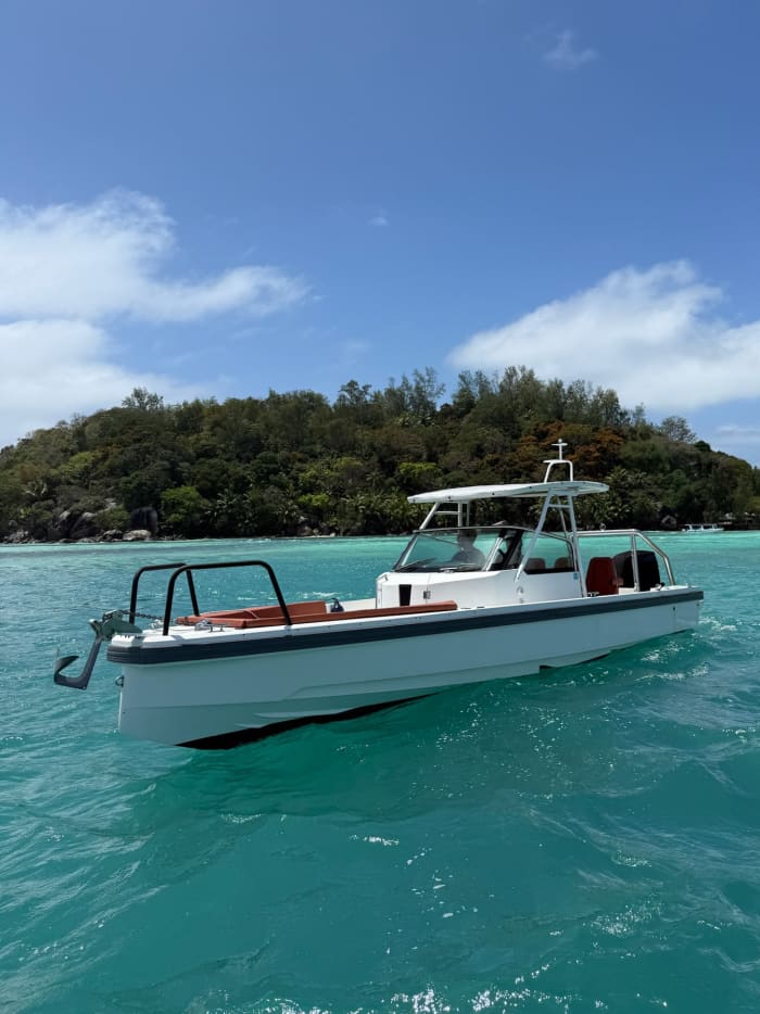 Full Day Charter , Explore the Seychelles aboard Aurora from Eden Island