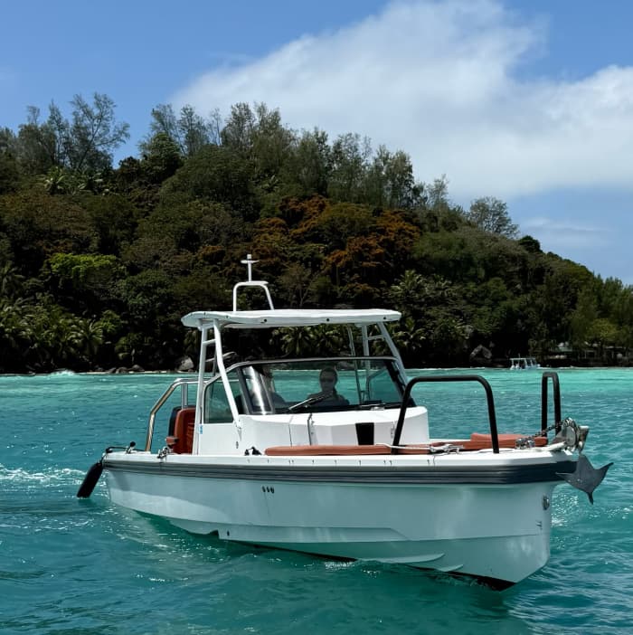Full Day Charter , Explore the Seychelles aboard Aurora from Eden Island