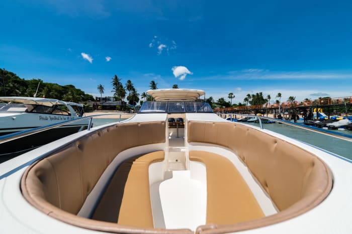 Verborgen baaien van Koh Phangan, per privé-speedboot