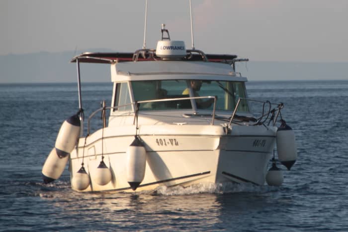 One day around Vela Luka: Enjoy 9h of discovery on a motorboat