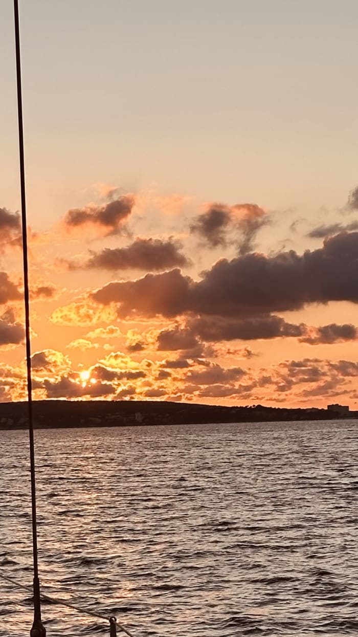 Romantische zeiltocht bij zonsondergang in de baai van Palma (4 uur)
