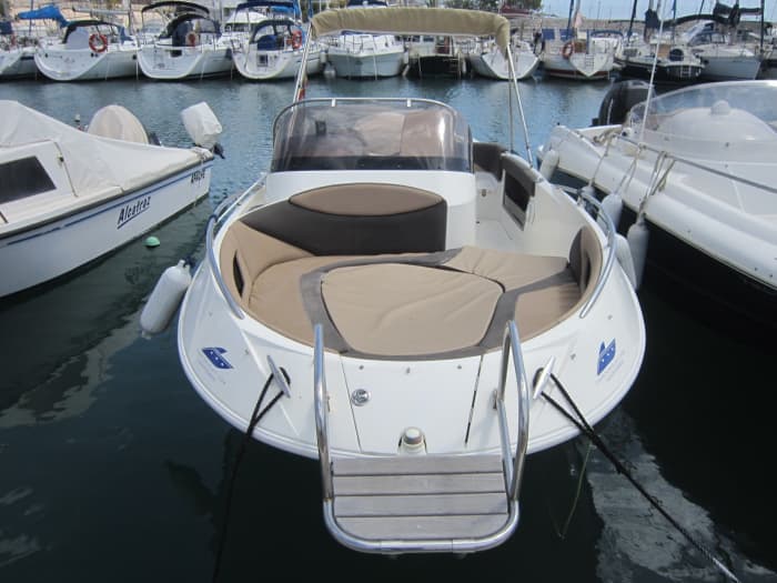 Discover Málaga on a full-day trip on a motorboat
