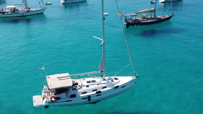 A full day exploring the beauty of Palma Bay