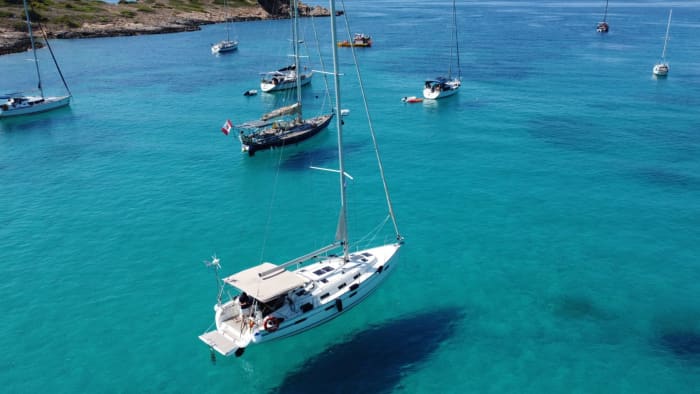 A full day exploring the beauty of Palma Bay