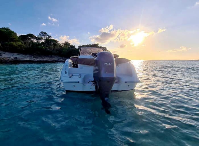 Hidden Coves of Menorca by Boat