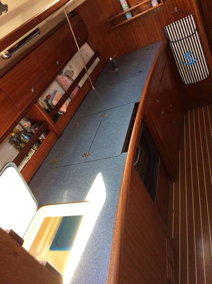 Setzen Sie Kurs auf Freude: Ein ganzer Tag authentisches Segeln in Loano auf einem Segelboot