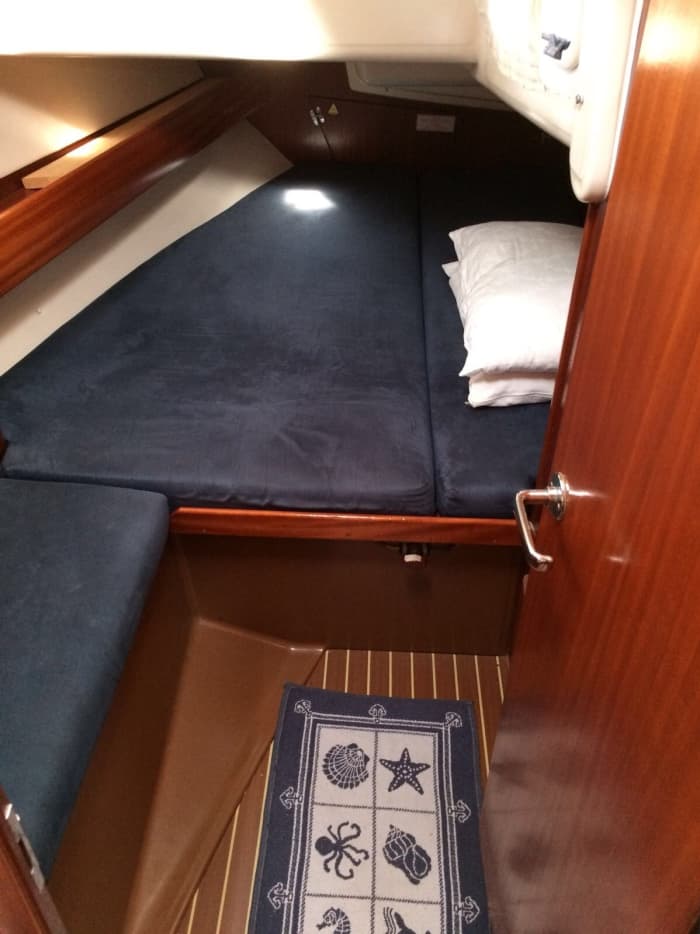 Setzen Sie Kurs auf Freude: Ein ganzer Tag authentisches Segeln in Loano auf einem Segelboot