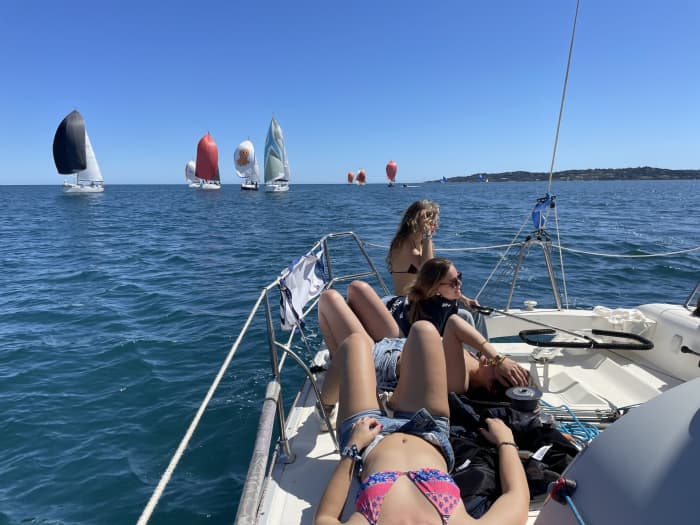 Unforgettable memories at sea: Spend 9h30 exploring Grimaud