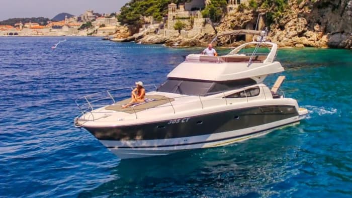 Coastal Bliss: Half-Day Private Yacht Cruise from Dubrovnik
