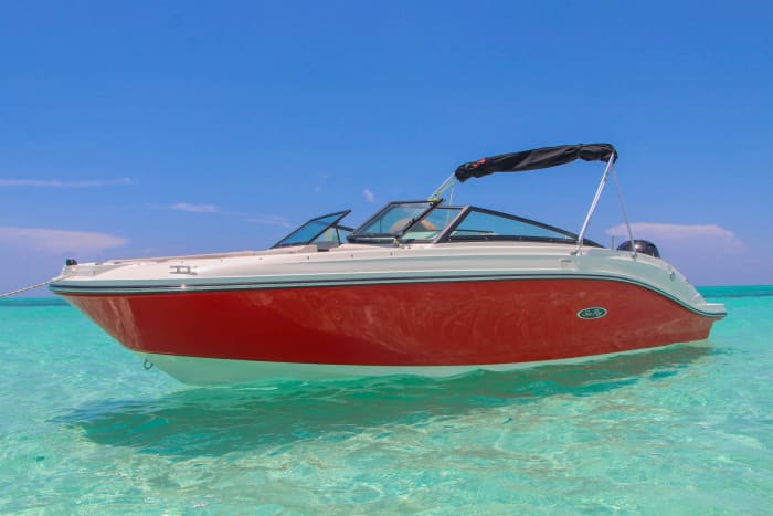 Verbringen Sie einen ganzen Tag auf einem Motorboot in Cozumel