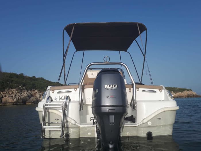 Esclusiva gita in barca intorno a Minorca
