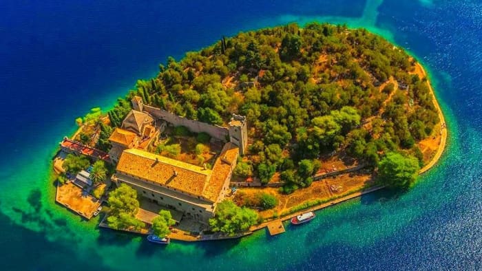 Mljet island and Odysseus' cave boat tour