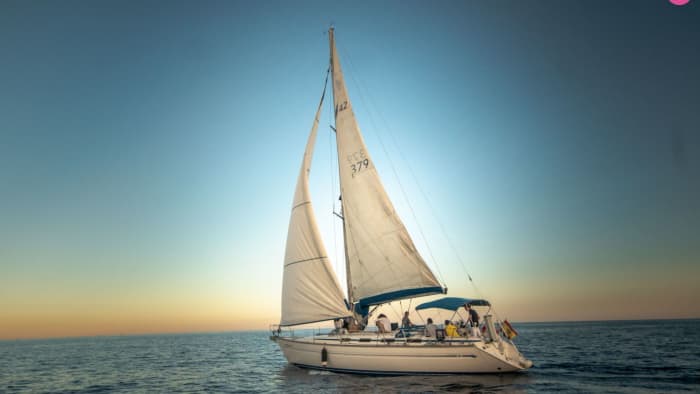 The ultimate half-day getaway – 4-hour cruise from Porto Cristo