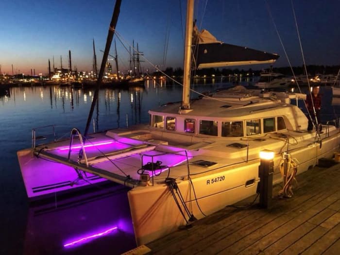Privater 2,5-stündiger Segelausflug mit Sightseeing in Helsinki