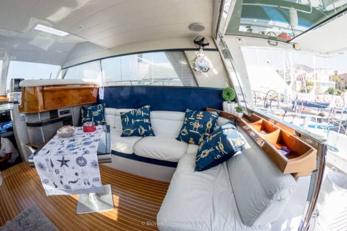 Ontdek Castellammare del Golfo tijdens een dagtocht op een motorboot.