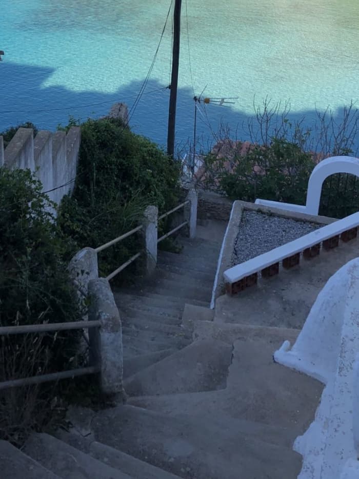10 ore in paradiso: esplora il nord di Minorca in barca