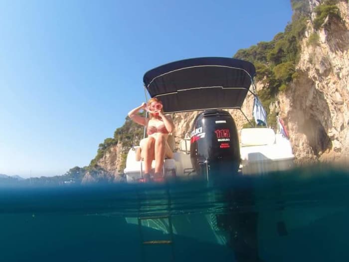 Dubrovnik escape: 4h of relaxation on a motorboat