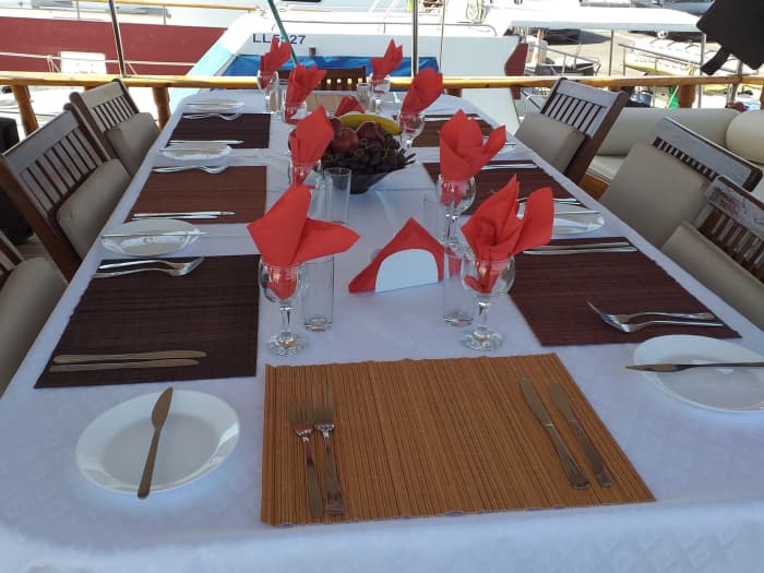Make every moment count: A full day of sun around Larnaca on a sailboat