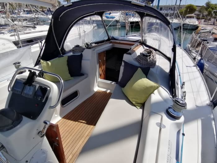 Cap sur le plaisir : une journée complète de navigation authentique à La Manga en voilier