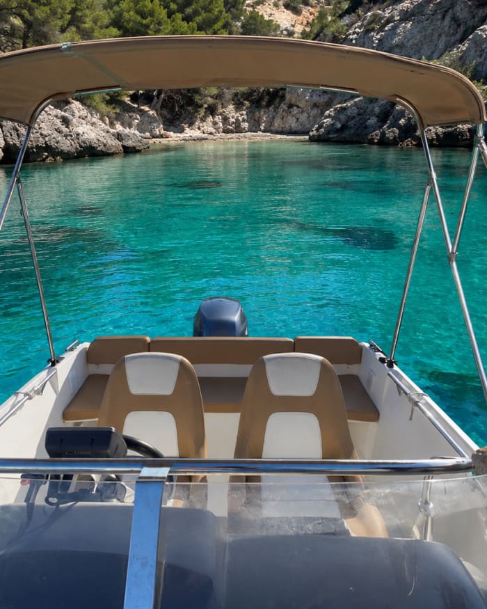 Disfrute de medio día en una lancha motora en Sainte-Maxime.
