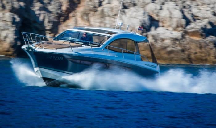 Dubrovnik to Split: Full-Day Coastal Boat Transfer with Stop in Korčula