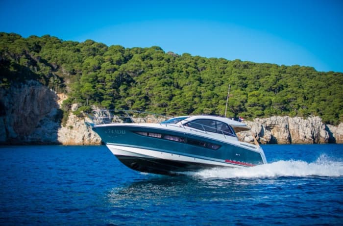 Dubrovnik to Split: Full-Day Coastal Boat Transfer with Stop in Korčula