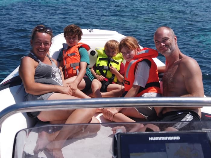 Una giornata magica a Bonifacio a bordo di un motoscafo.