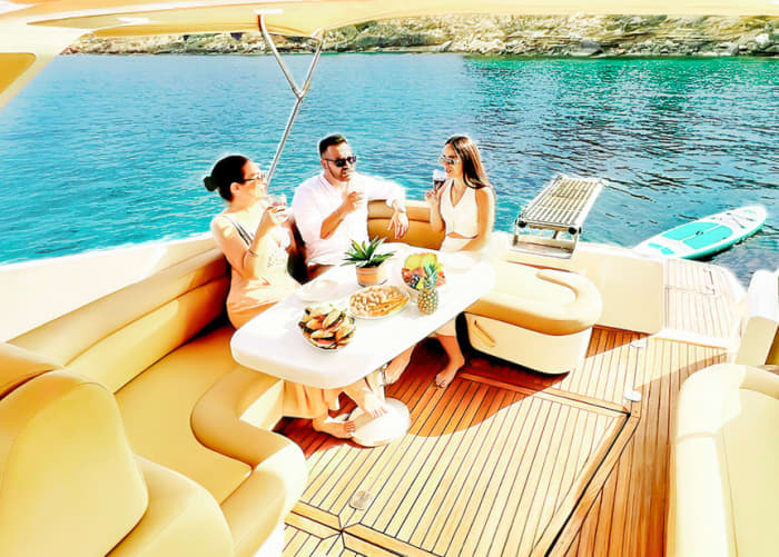 GOLDEN ESCAPE | Around Island Sunset Cruise