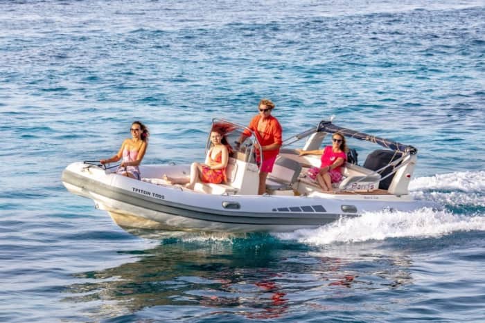 Une journée à Paxi en bateau à moteur