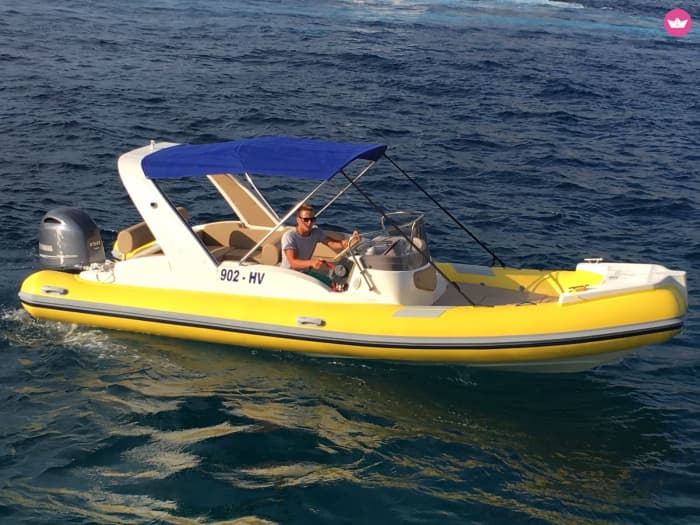 De Red Rocks a las islas Pakleni: una escapada en barco a Hvar.