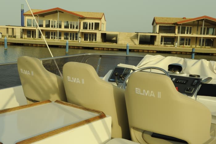 Italian dreams start at sea: A 9h voyage through the heart of Brucoli