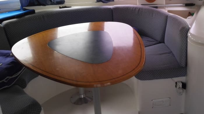 Njut av en heldags segling i Agde på en katamaran