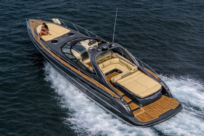 White, blue, and divine: A full day on a motorboat
