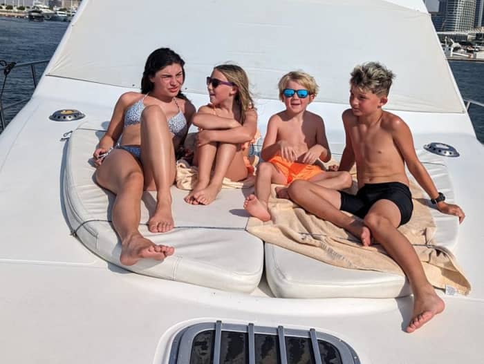 5-timmars lyxyacht och vattenskoteräventyr