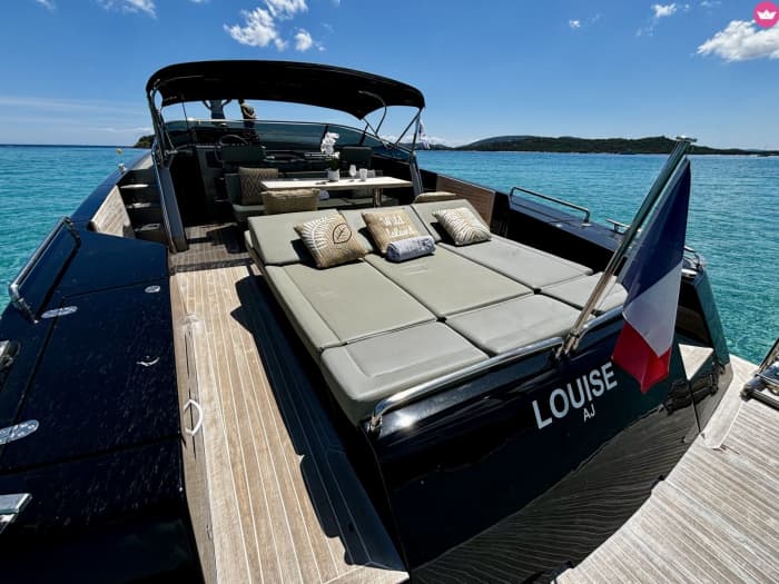 L'Expérience Exclusive : 9h de navigation en Corse-du-Sud