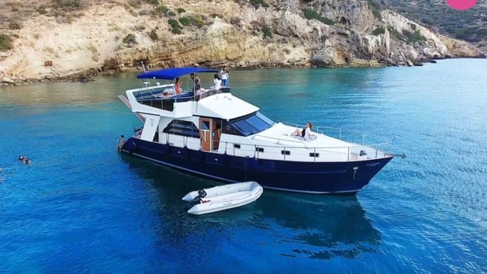 Half Day Private Cruise in Athens Riviera - Islet with Turquoise waters
