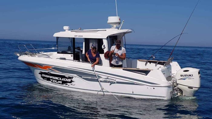 Your day in Dieppe: Rent a motorboat for a full day of discovery