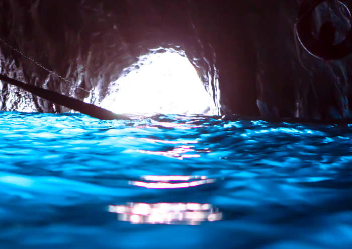Capri: Privé 7 uur durende boottocht met drankjes en tijd op het eiland