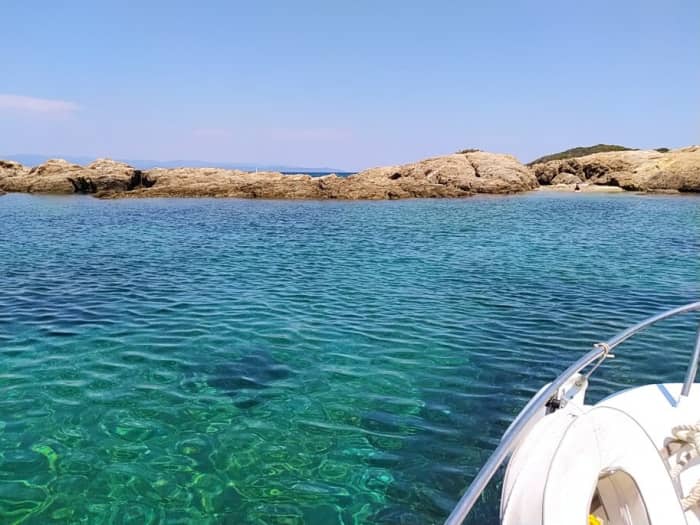 Um dia excepcional no mar ao redor de Hyères e das Ilhas Douradas.