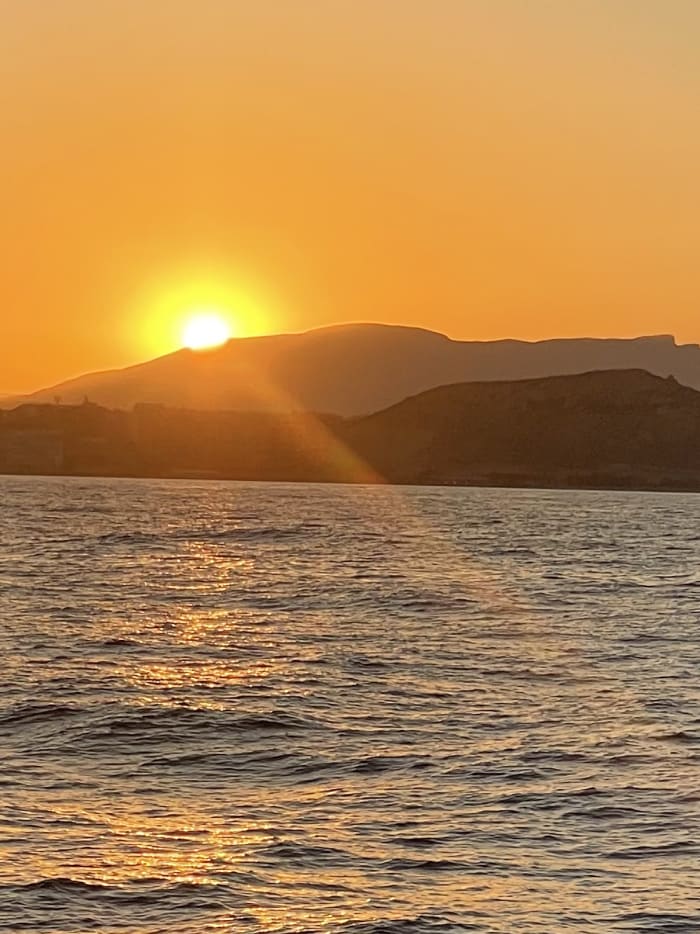 Dagcruise op M/Y Keyolha – All-inclusive drankjes en kustavontuur