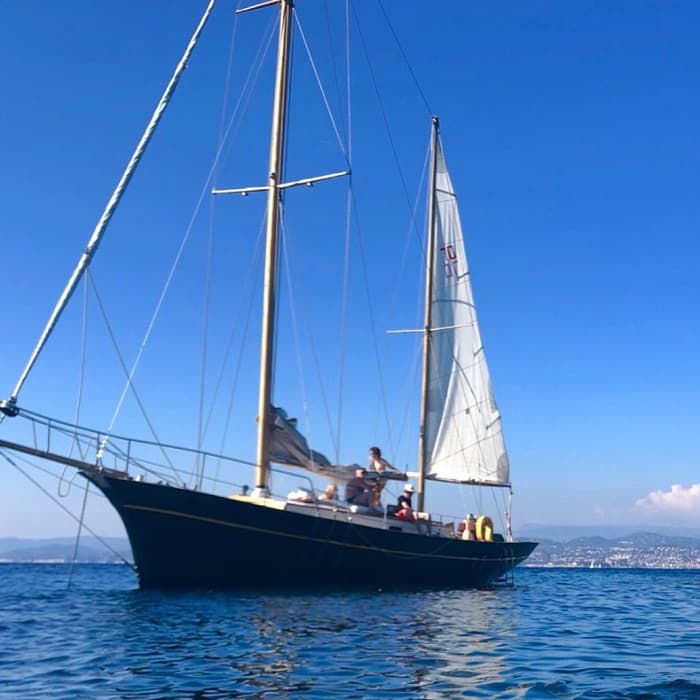 Journée découverte des îles & criques sauvages au départ de Sanary-sur-Mer