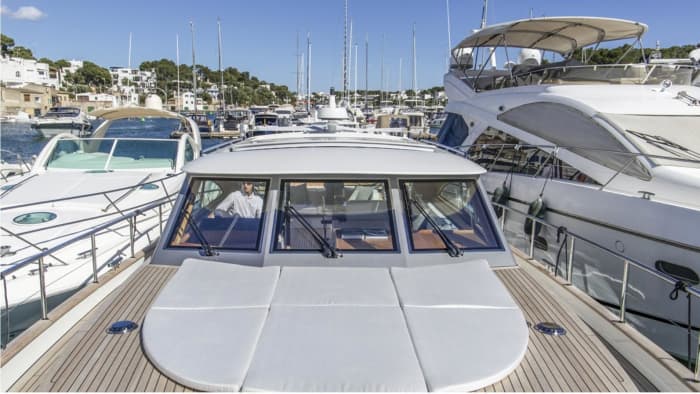 Um dia em Cala d'Or: Desfrute de 8 horas de descobertas em um barco a motor.