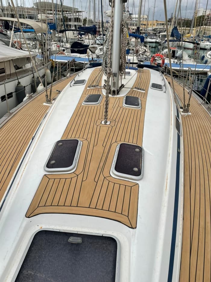 Breng 10 uur door op het warme water van Alicante.
