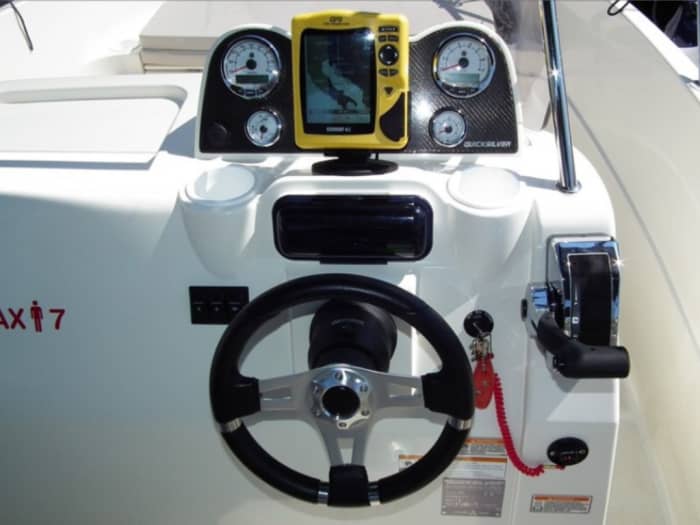 Your day in Zaton: Rent a motorboat for 9h of discovery