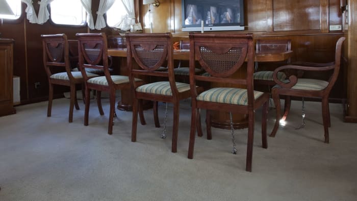2-HOUR TOUR ON A HISTORIC SAILBOAT