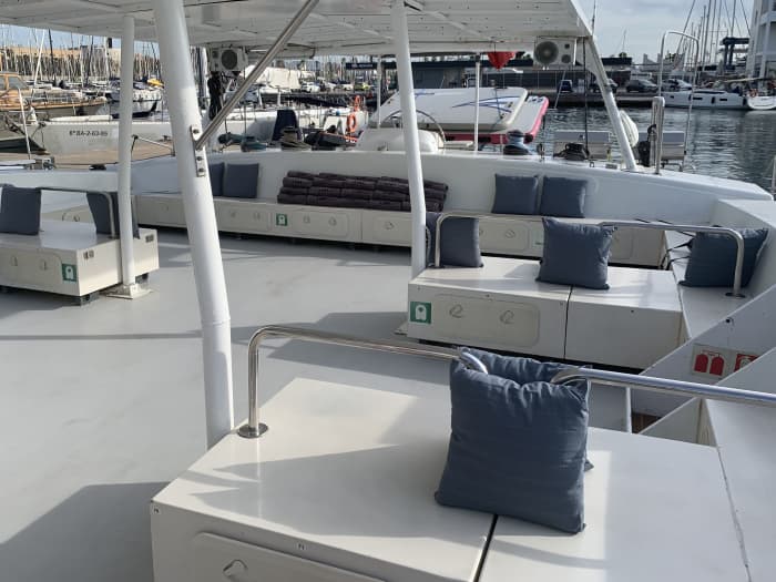 3-HOUR CATAMARAN TOUR WITH SWIMMING ON THE HIGH SEA