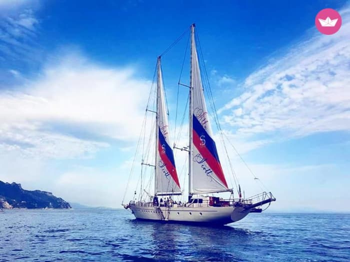 Tortuga Sailing Ship: Ischia & Optional Procida Day Trip from Naples