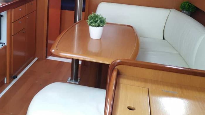Verbringen Sie 8 Stunden mit Segeln rund um Santa Pola.